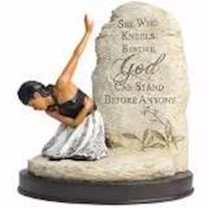 {=Figurine-She Who Kneels #FSWK01}