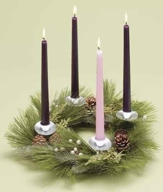 {=Advent Wreath w/Pine Greens & Cones (14")}