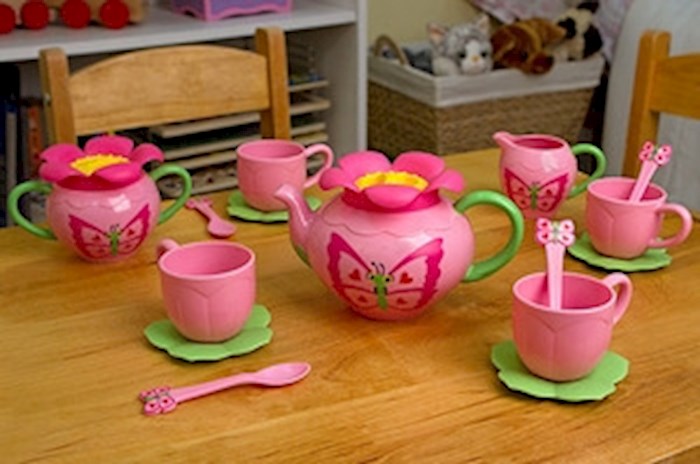 {=Toy-Bella Butterfly Tea Set (17 Pieces) (Ages 3+)}
